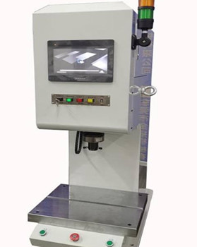 怎么看鉚接機的型號?